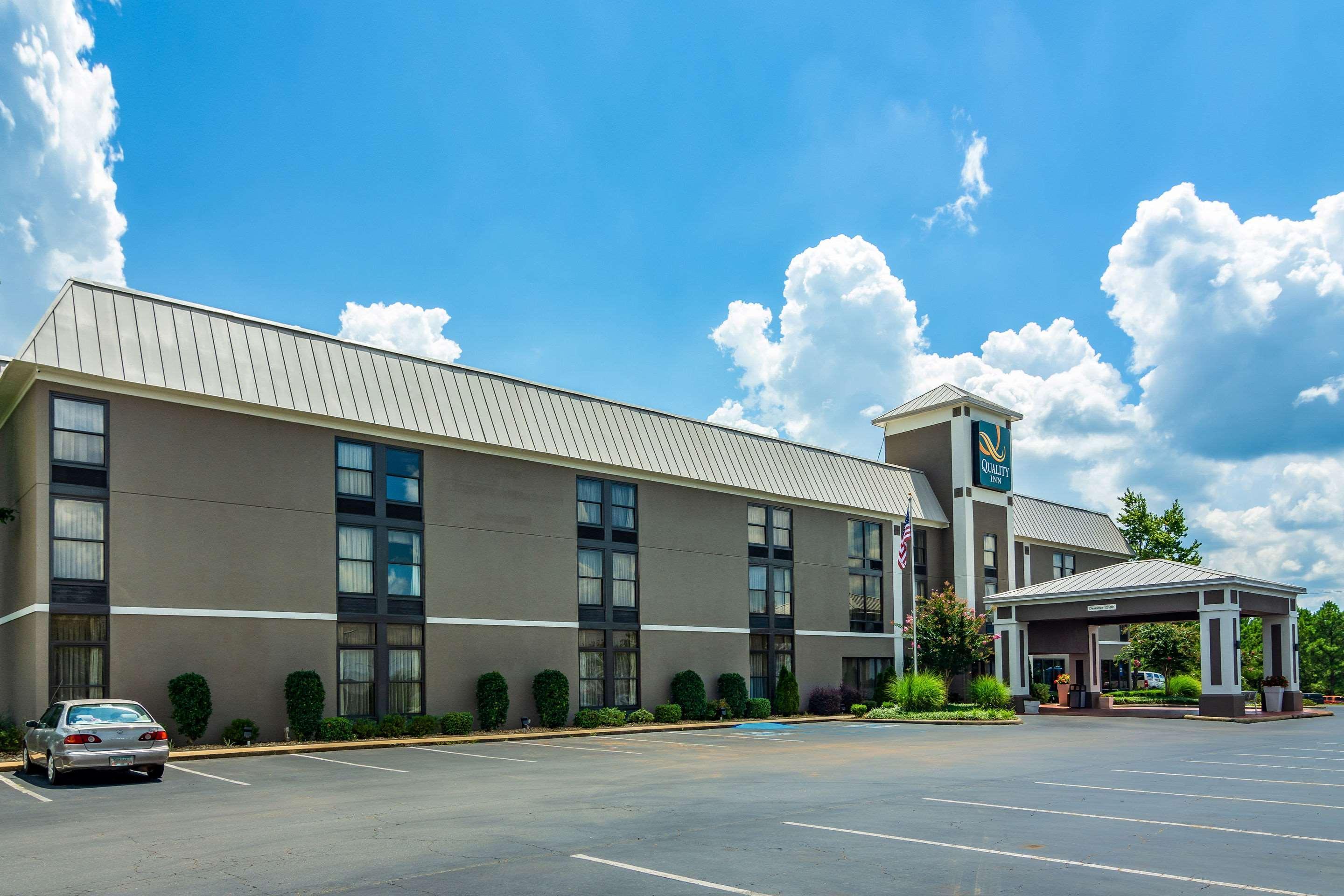 Quality Inn Valley - West Point Exterior photo